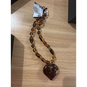 Gardenia Tortoiseshell Heart Pendant Beaded Necklace Gold Tone Chain